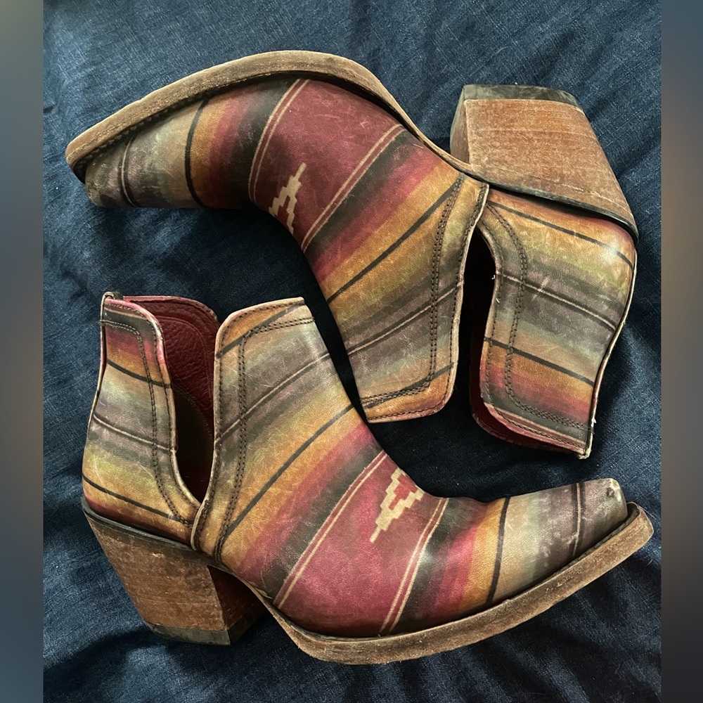 Ariat bootie